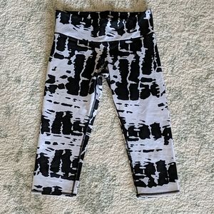 Alo Cropped athletic pants